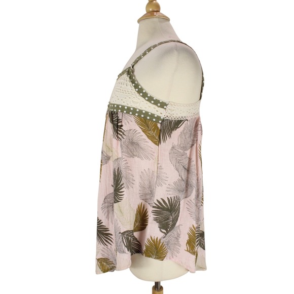 Easel Los Angeles Tank‎ Top Crochet Palm Leaf Sleeveless Casual Summer Blouse - Picture 3 of 13